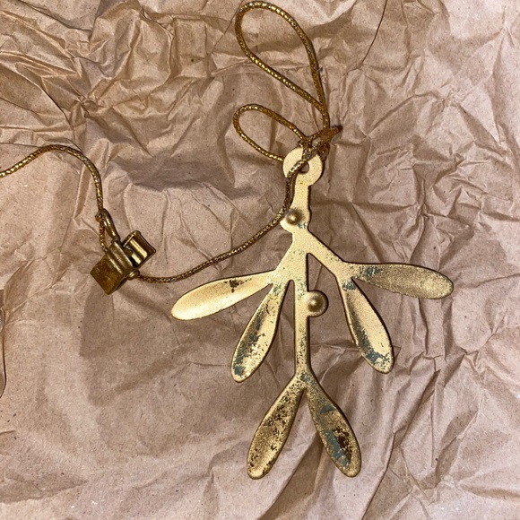 NWT Threshold Designed With Studio McGee Card Display Garland - Picture 4 of 5